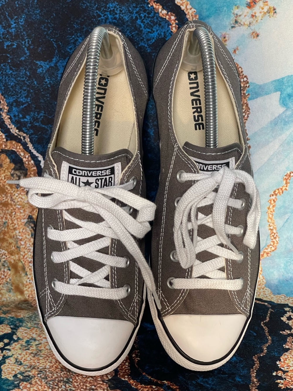 Converse Chuck Taylor All Star Low Top Gray Women’s Size 9 Canvas Sneakers - Picture 3 of 12
